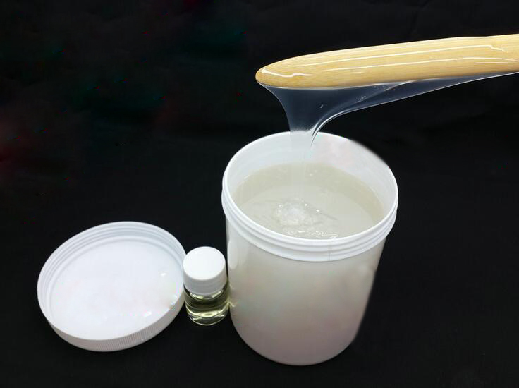 生產(chǎn)高端液態(tài)硅膠制品有什么方法？